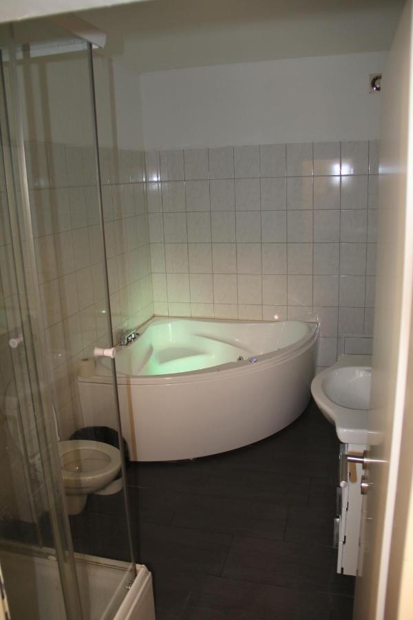 Stay2Night City Center Hostel Curych Exteriér fotografie